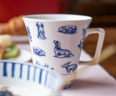 NHAAN DACHSHUND TEA CUP | DELFTS BLUE