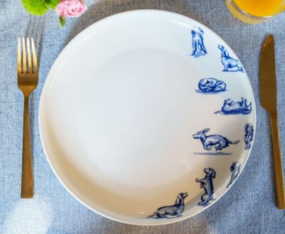 NHAAN DACHSHUND DINNER PLATE | DELFTS BLUE