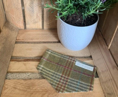 BANDANA | TWEED & TARTAN BEIGE / GROEN