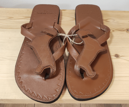 LEATHER DACHSHUND SLIPPERS / SLIDERS | COGNAC