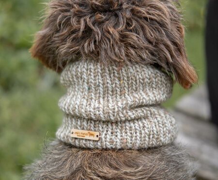 DACHSHUND TURTLENECK SCARF | WOOL | BEIGE