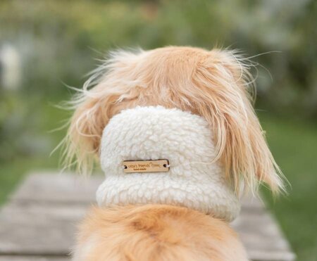 DACHSHUND TURTLENECK SCARF | TEDDY FLEECE | CREAM