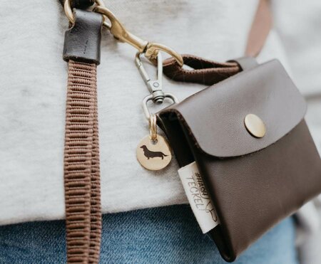TECKEL CHARM | BEDEL